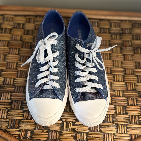 Color Shifting Low Top Converse - Picture 3 of 4